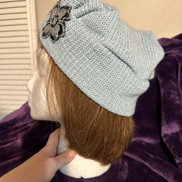 **Bundle4Discount!**  Sky blue wool turban with sequin flower detail - Picture 2 of 4